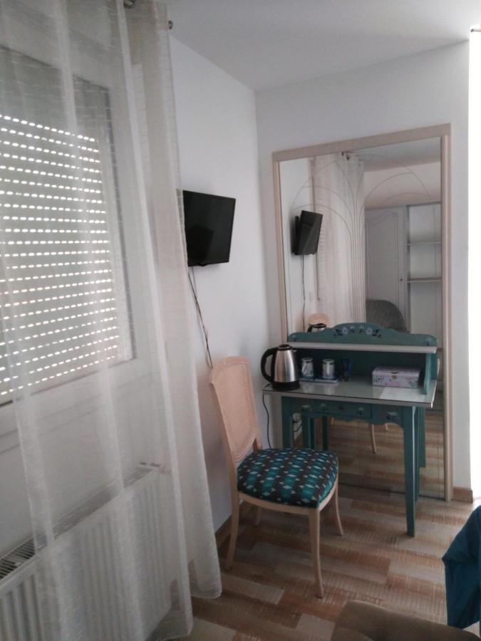 Chambre D'Hotes Du Bois Joli Mesnard-la-Barotière Exteriör bild