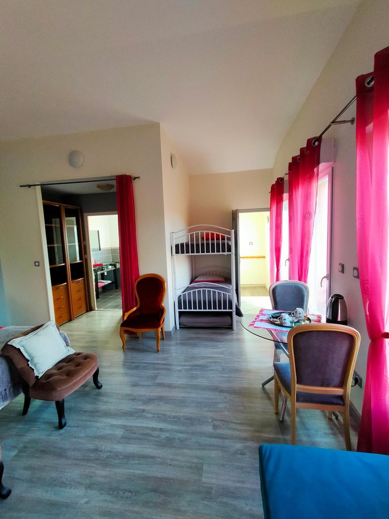 Chambre D'Hotes Du Bois Joli Mesnard-la-Barotière Exteriör bild